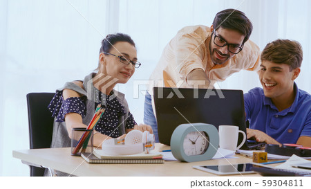 Group meeting of creative business people office. 59304811