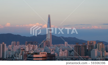 Seoul sky 59306396