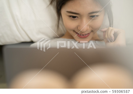 婦女生活方式放鬆 59306587