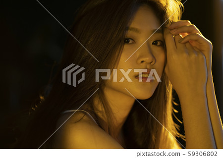 Woman Beauty Moody 59306802