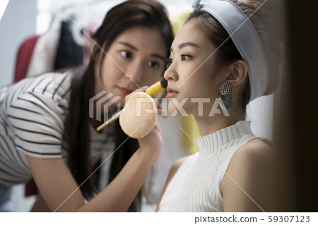 Mail order business studio makeup 59307123