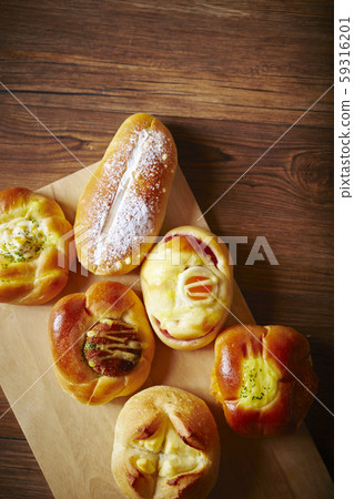 Side dish bread 59316201