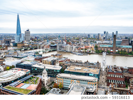 Cityscape along the Shard and River Thames in London 59316813