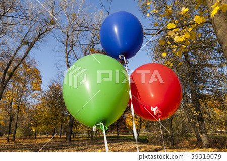 three balloons three balloons 59319079