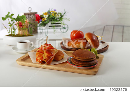 Breakfast image 59322276