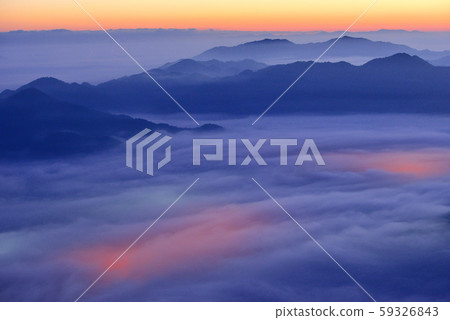 Iwawayama's sea of clouds Iwawayama's sea of clouds 59326843