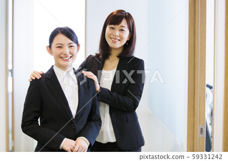 Interview job hunting business woman office Interview job hunting business woman office 59331242