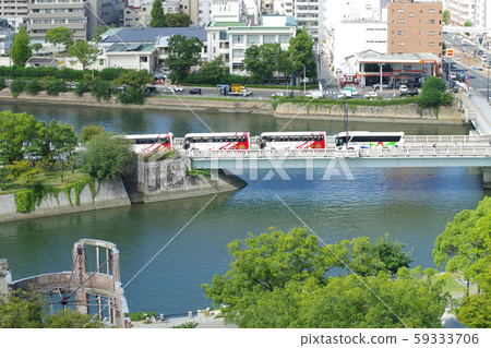 Motoyasugawa and Aioi Bridge sightseeing bus Motoyasugawa and Aioi Bridge sightseeing bus 59333706