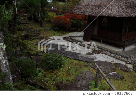 The most beautiful temple in autumn, a hidden place in Nikko The most beautiful temple in autumn, a hidden place in Nikko 59337602