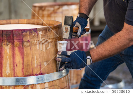 Manufacturing wine barrels, Bordeaux Vineyard 59338610
