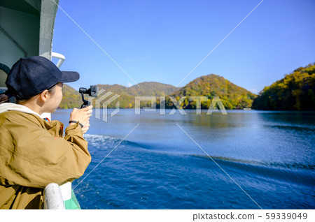 遊客享受遊船 59339049