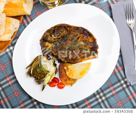 Baked head of lamb Baked head of lamb 59343308