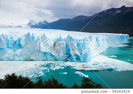 Perito Moreno Glacier 59343424