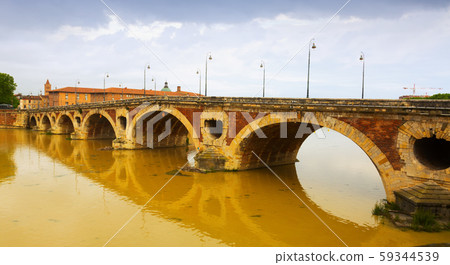 Pont Neuf in Toulouse Pont Neuf in Toulouse 59344539