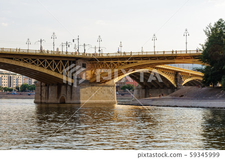 Margaret Bridge - Budapest Margaret Bridge - Budapest 59345999