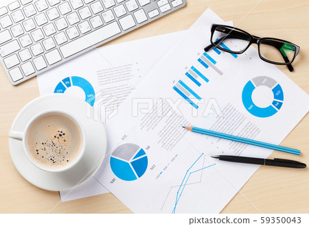 Graph and writing utensils and keyboard Graph and writing utensils and keyboard 59350043