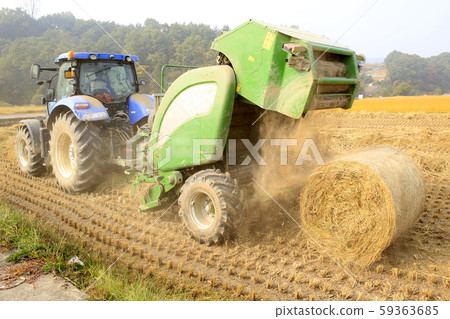 拖拉機收割 拖拉機收割 59363685