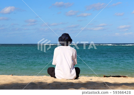 Travel alone in the southern country Travel alone in the southern country 59366428