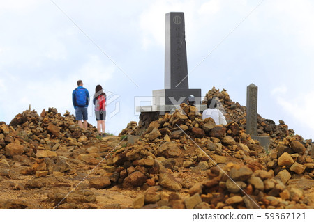 Zao山脈Karitadake的Munetaka日期紀念碑 59367121