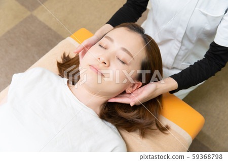 Chiropractic/Massage/Face Chiropractic/Massage/Face 59368798