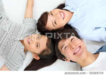 Image of a warm and friendly family Image of a warm and friendly family 59369734