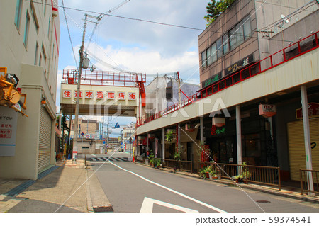 Sumitomo Hondori Shopping Street / 1-chome, Daito-shi, Osaka 59374541