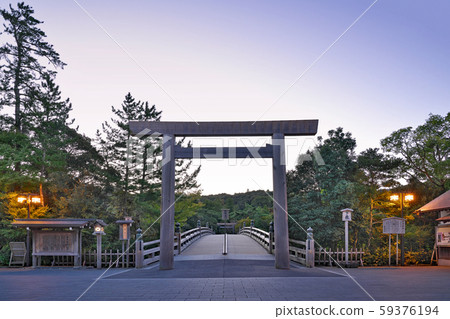[Uji Bridge of Ise Shrine (Dawn)] Ujikancho, Ise City, Mie Prefecture 59376194