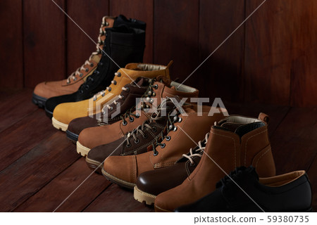 Row of leather shoes Row of leather shoes 59380735