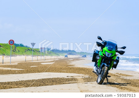 Senrihama Nagisa Driveway (Summer) 59387013