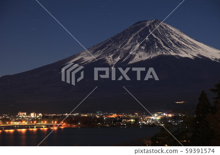 冬季的富士山 59391574