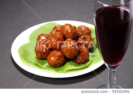 肉餃子和酒 59392992