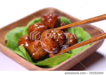 Eat meat dumplings 59392994