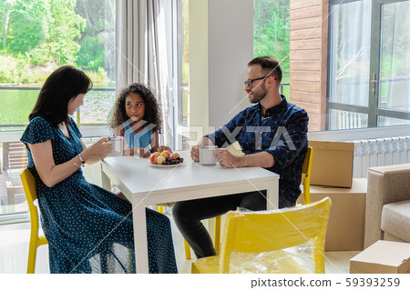 Happy mixed race family Family Group Move in Rent 59393259