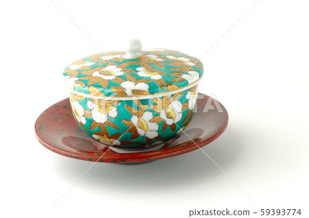 A teacup with a lid of strawberry and a tea taku of Tsugaru-paint 2 59393774