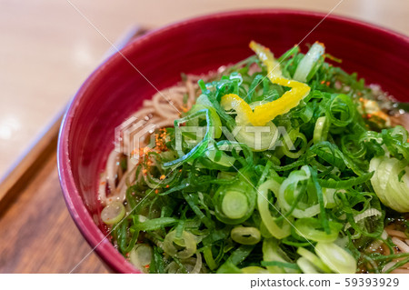 Haneda Airport Terminal 1 Bayside Raw Soba Kujo Leek Soba Snack 59393929