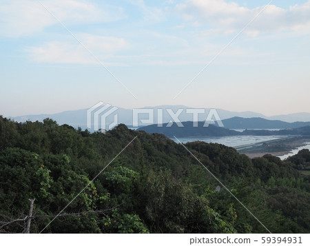岡山藍線路站一本松天文台眺望瀨戶內海和小豆島 岡山藍線路站一本松天文台眺望瀨戶內海和小豆島 59394931