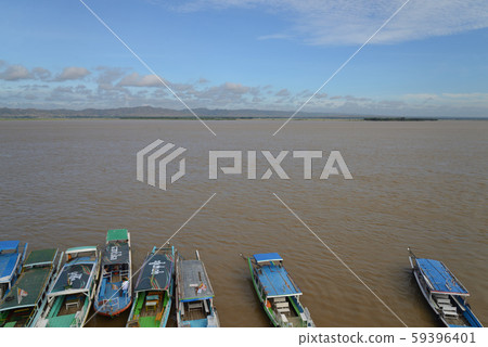 Ayeyarwady River (Myanmar Bagan) Ayeyarwady River (Myanmar Bagan) 59396401