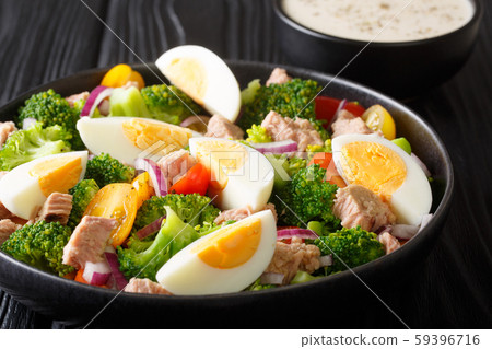 Healthy salad with tuna, broccoli, tomatoes, Healthy salad with tuna, broccoli, tomatoes, 59396716