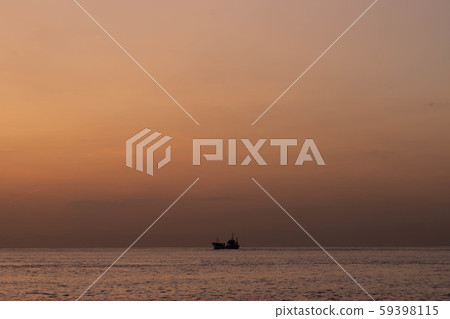 A ship at sunset 59398115