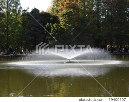 A fountain A fountain 59400307