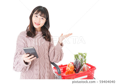 Super young cashless payment woman Super young cashless payment woman 59404040