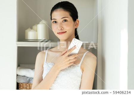 美女美女女性智能手機 59406234