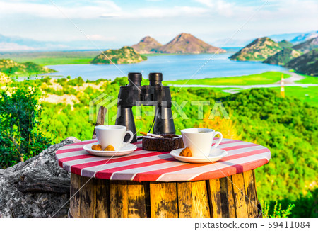 Coffe break in mountains 59411084