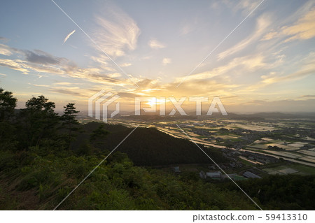 從山頂查看圖像 59413310