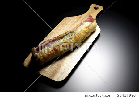 火腿和蛋黃醬配菜麵包 59417986