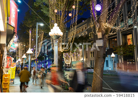 名古屋市伏見Hirokoji街照明UFJ金錢博物館Hirokoji十字塔 名古屋市伏見Hirokoji街照明UFJ金錢博物館Hirokoji十字塔 59418815