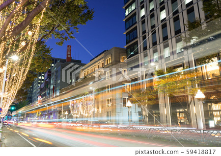 名古屋市伏見Hirokoji街照明UFJ金錢博物館Hirokoji十字塔 59418817