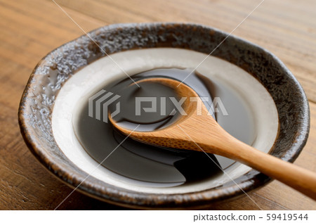 Black sesame paste 59419544