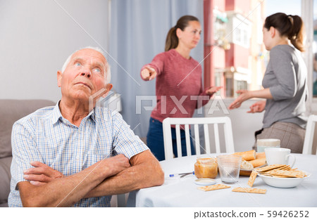Bad domestic quarrel between family members at home Bad domestic quarrel between family members at home 59426252