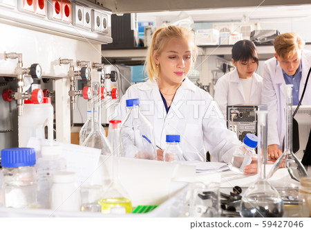 Student working in college laboratory Student working in college laboratory 59427046